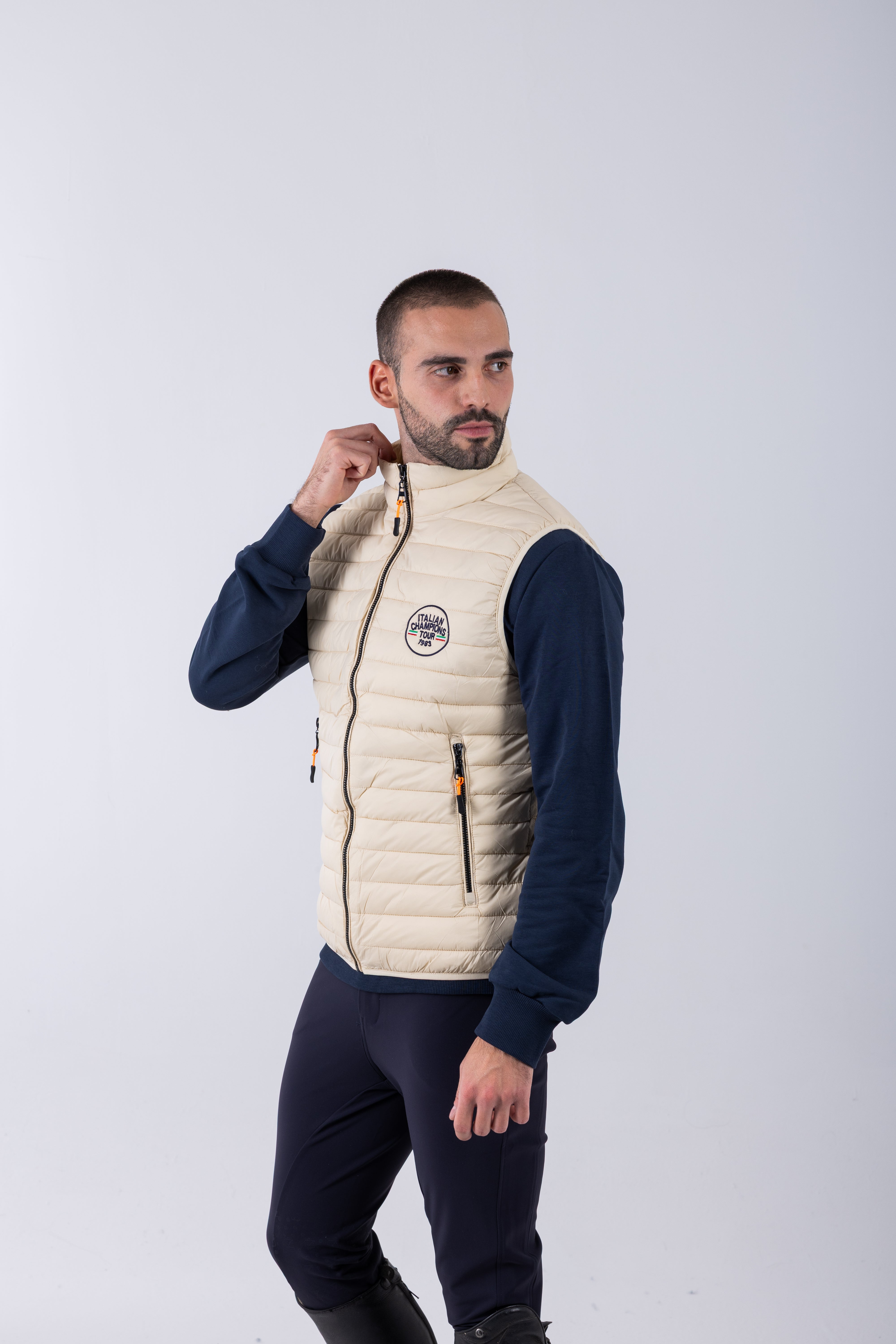 Heritage Lightweight Gilet – ICT Logo Patch