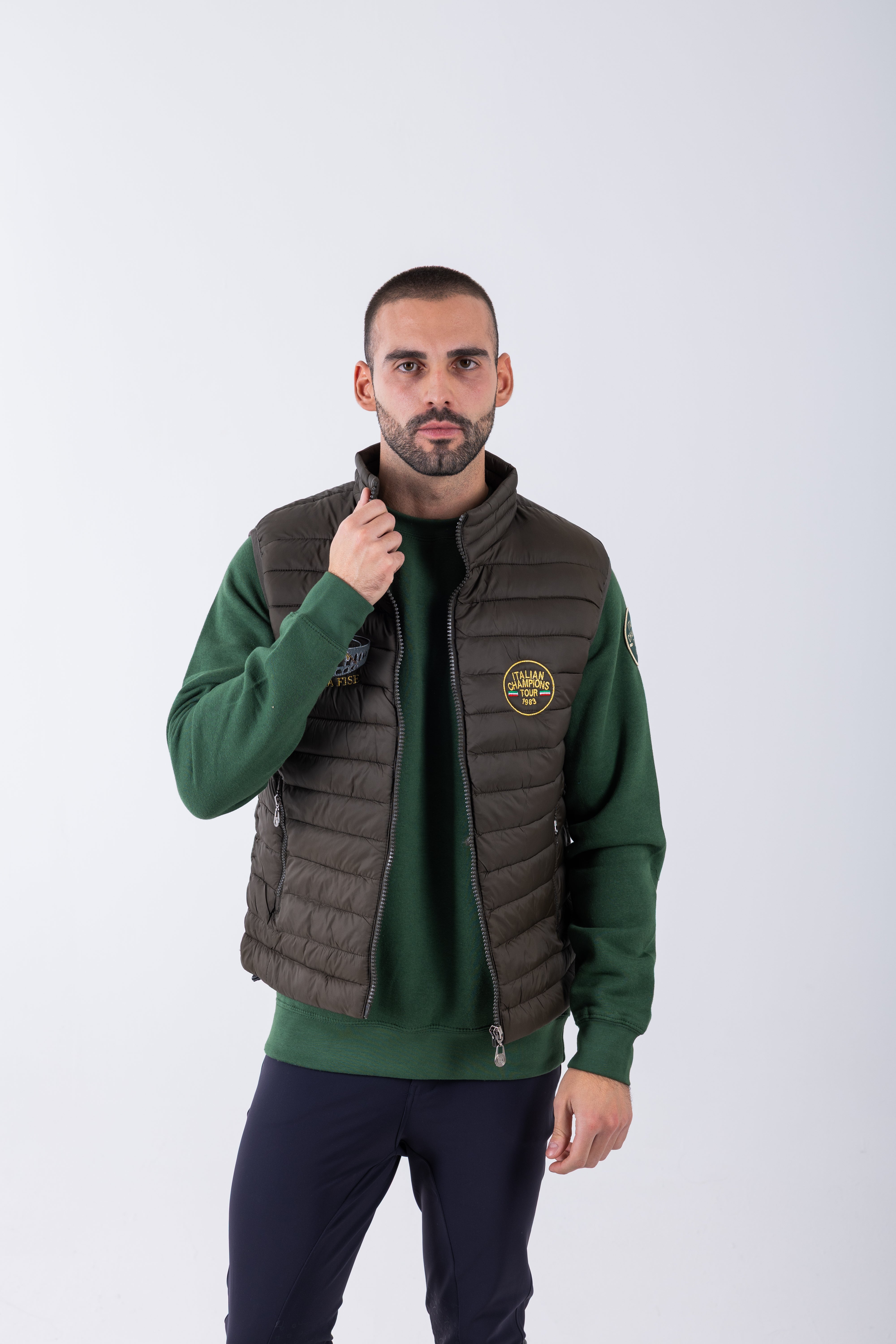 Heritage Lightweight Gilet – ICT Logo Patch