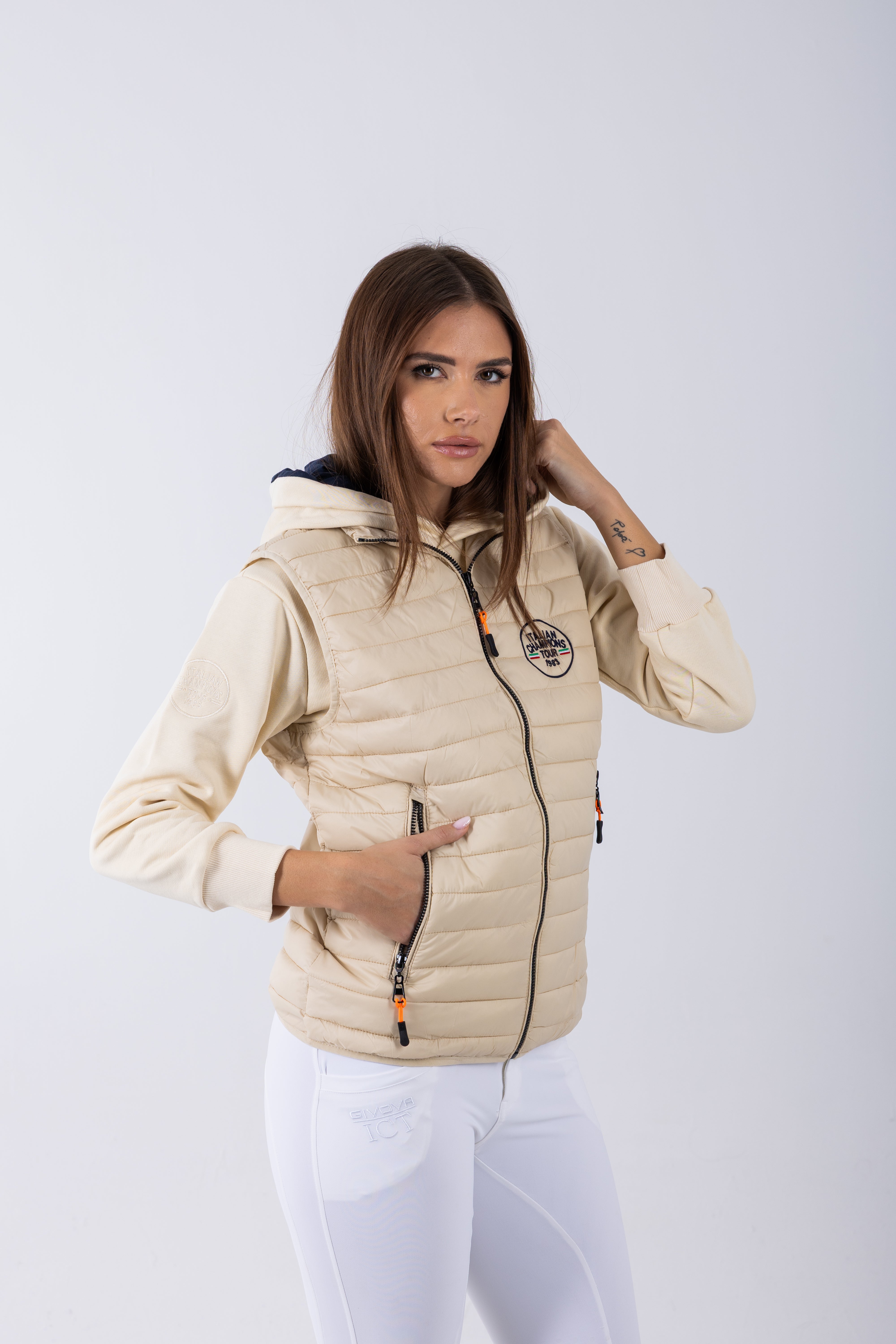 Heritage Lightweight Gilet – ICT Logo Patch