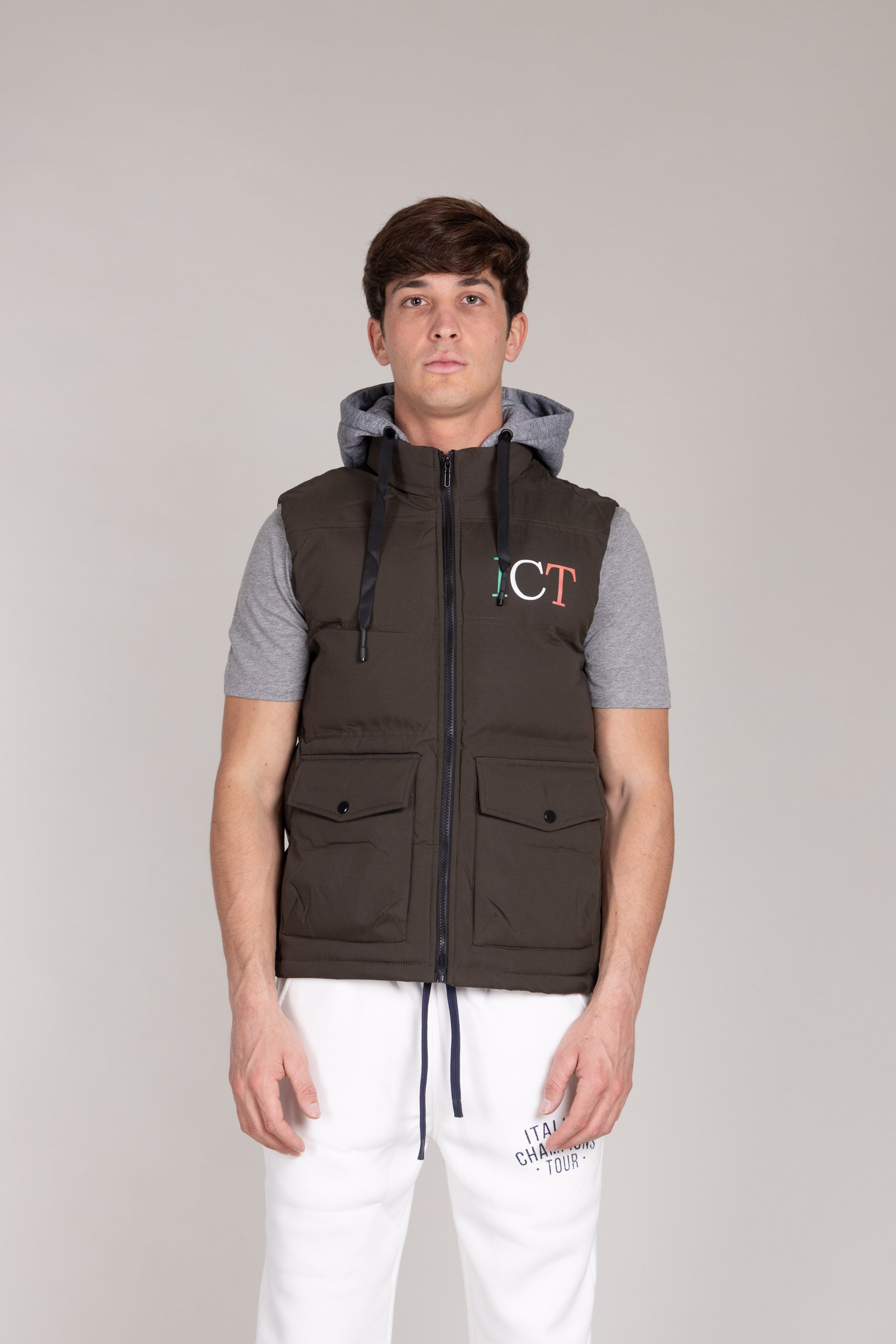 Gilet con cappuccio in tessuto