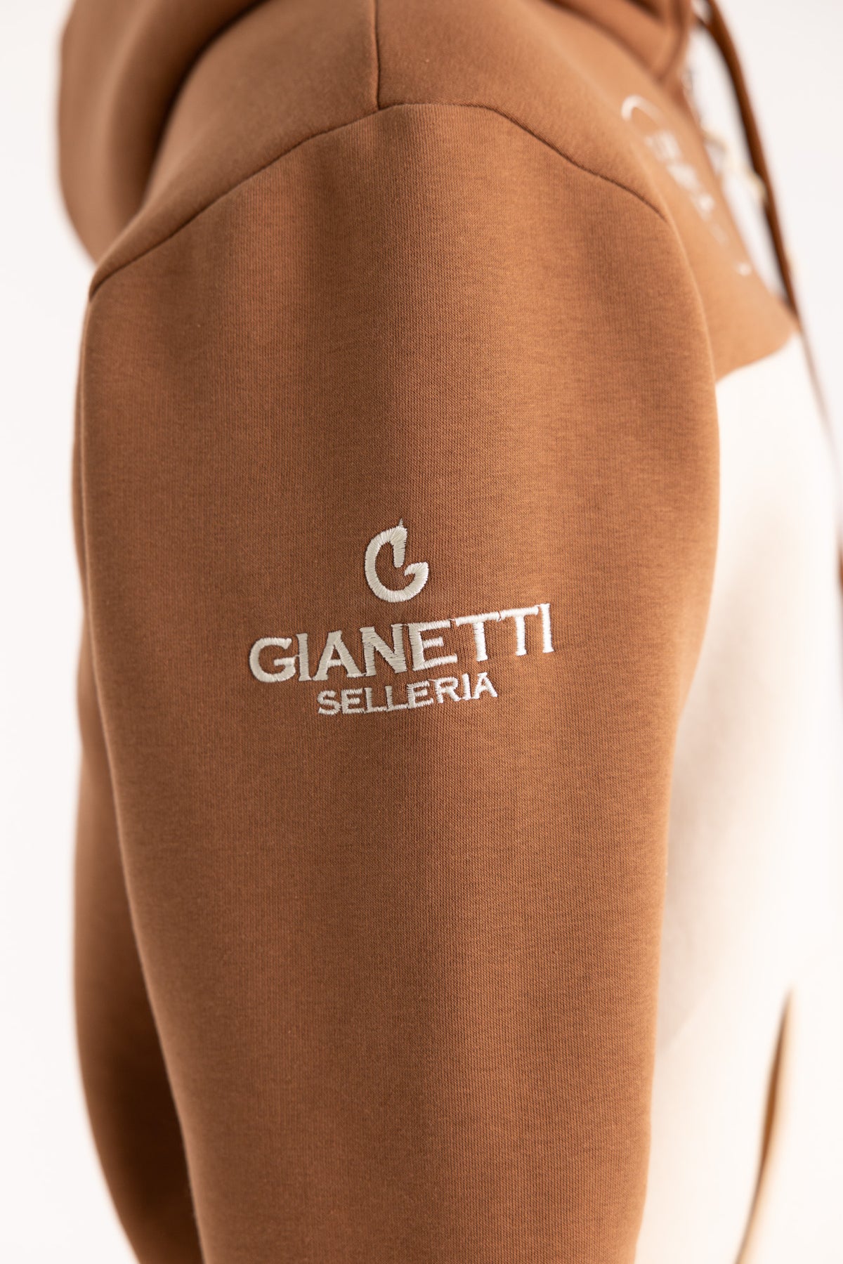 Felpa Ufficiale Fieracavalli 2026 | ICT 1983 × Givova - Limited Edition
