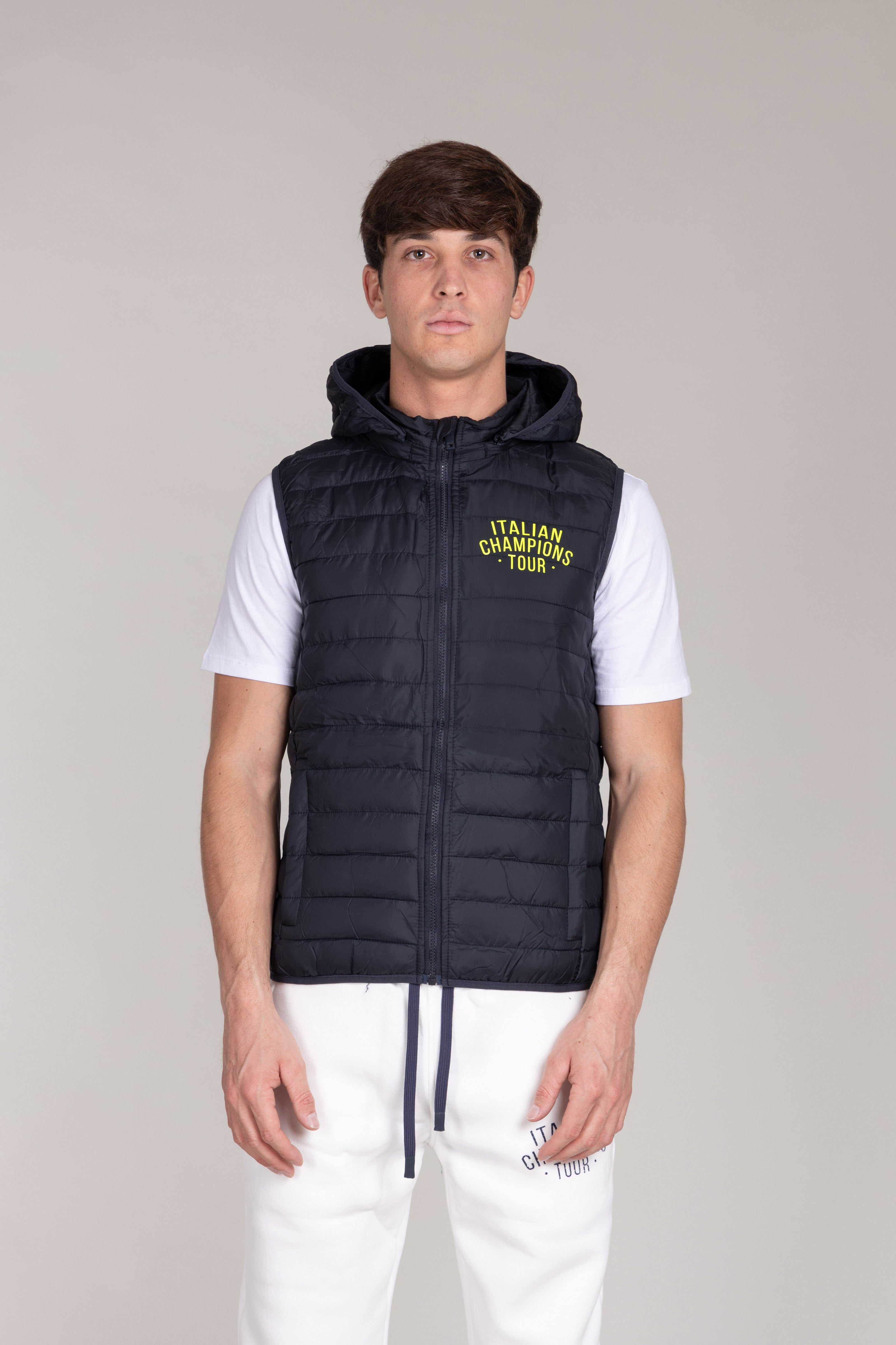 Gilet con cappuccio